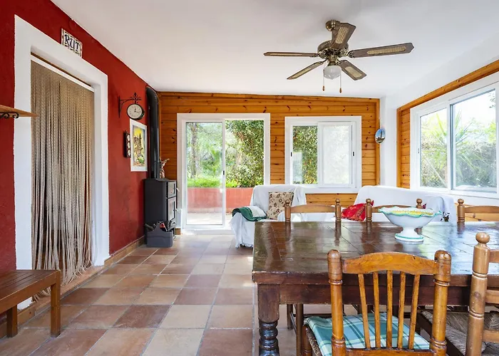 D'estiu By Interhome * אל גראו